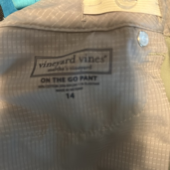Boys on the go pants from Vineyard Vines - Picture 3 of 3